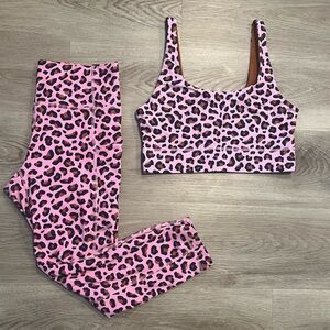 Fabletics Active Pink Leopard 7/8 Leggings/Sport Bra Set, Women Medium
